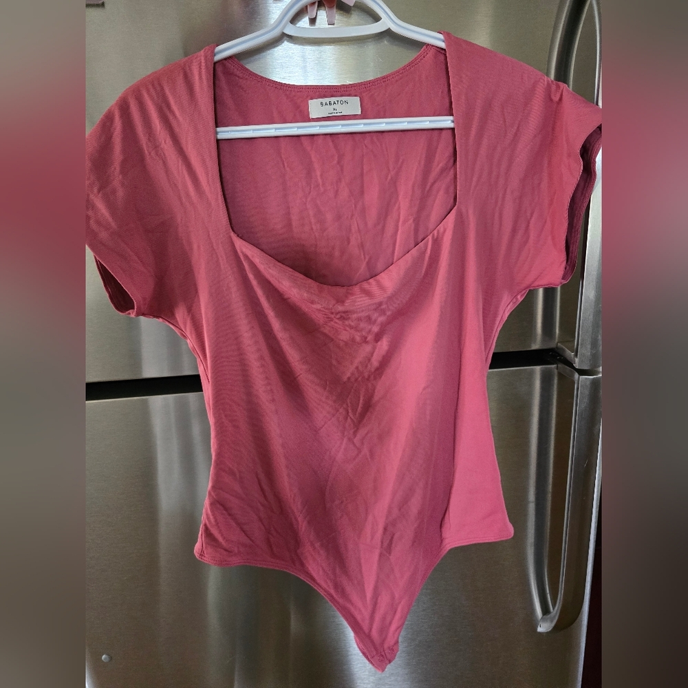 Babaton Aritzia Pink Short Sleeve Thong Bodysuit